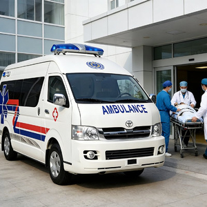 <span class=keywords><strong>Ambulancia</strong></span> ToyoT Hiace LanDCruiseR 4WD ICU, Vehículo Médico Personalizable para Transporte de Pacientes y Rescate de Emergencia - Product Image 5