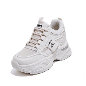 Chaussures décontractées à talon compensé pour femmes, style marche, confortables, baskets à plateforme pour femmes, chaussures confortables pour femmes - Product Image 1