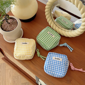 Vente en gros Mini sac de maquillage carré pochette de rangement pour rouge à lèvres à fermeture éclair mignon sacs de serviettes hygiéniques portables pour femmes sacs de tampons portables - Product Image 2