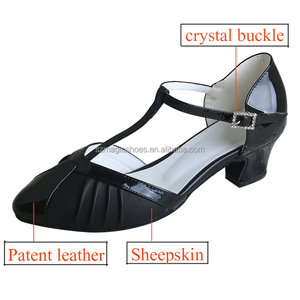 Chaussures de danse latine en cuir véritable de très haute qualité pour femmes noires - Product Image 2