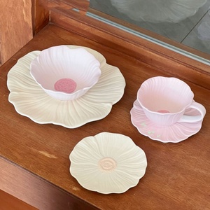 Assiettes à salade, <span class=keywords><strong>nouilles</strong></span> et soupes Lelyi Série Fleur en porcelaine givrée peinte à la main, écologiques, pour la rentrée scolaire, motif cœur féminin - Product Image 2