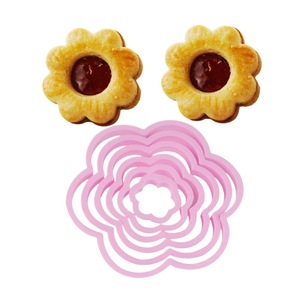 Joinhot 6-Piece Heart Star Flower Cookie Cutter Set Plastic Baking Mold For Cake Decorating - Product Image 5