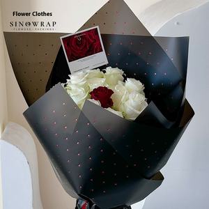 NEW Arrival Wholesales Hot Stamping Heart Luxury Design Papier d'emballage en plastique pour fleuriste - Product Image 4