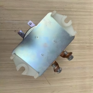 Pièces Shantui pour excavatrices SE210-9/215-9/335-9/370-9 <span class=keywords><strong>Relais</strong></span> <span class=keywords><strong>de</strong></span> batterie J213-92A-020000 J221-92D-070000 01016-50825 01643-30823 - Product Image 4