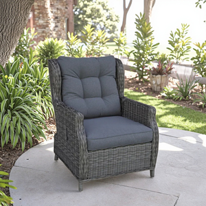 Chaise de jardin portable en rotin scandinave confortable et durable avec structure en aluminium pour usage extérieur, parcs, villas et hôtels - Product Image 1
