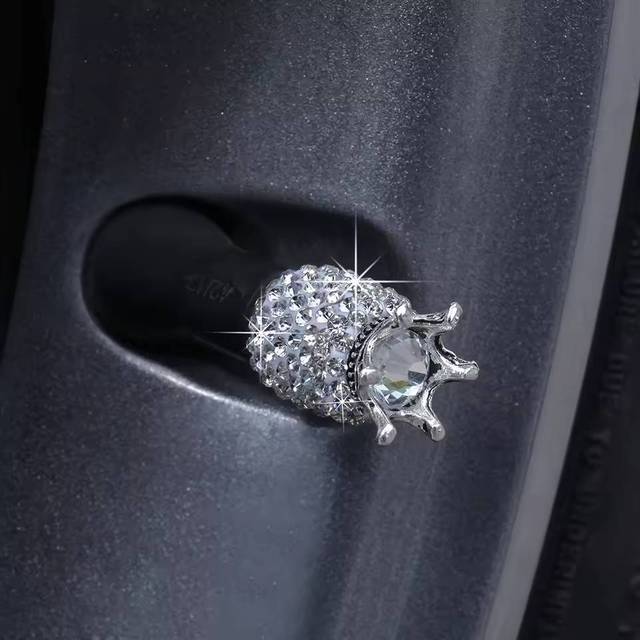 Bling Diamond Crown Car Tire Valve Caps Tyre Rim Stem Covers Dust Proof Decorative Motorcycle Bicycle Universal Caps