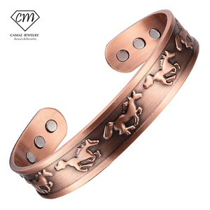 ECAMAZ Bracelet manchette en cuivre vintage motif cheval, thérapie magnétique, unisexe, ornement quotidien pour la santé - Product Image 1