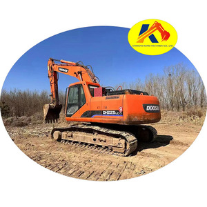 Excavadora de cadenas con capacidad de cazo de 1.6 m, potencia de 125 kW, peso de 23800 kg, Doosan DH225LC-7, excavadora mediana - Product Image 1