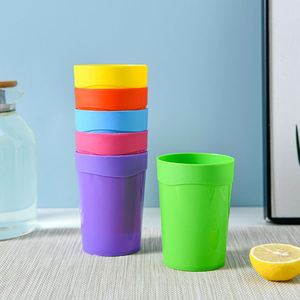 Gobelets à jus multicolores, tasses à boire incassables pour tout-petits, gobelets en plastique réutilisables colorés pour fêtes et événements - Product Image 1