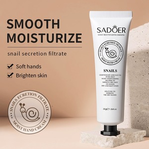 Crème pour les mains SADOER au lait de chèvre, à l'huile de <span class=keywords><strong>cheval</strong></span> et à l'extrait d'escargot, blanchissante, <span class=keywords><strong>cicatrisante</strong></span> et hydratante, meilleure crème pour les mains sèches et gercées - Product Image 2