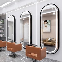 Miroir de Salon de Coiffure Moderne de Luxe Doré avec Éclairage LED, Design Réglable, Construction Élégante en Métal et Verre, Facile à Installer