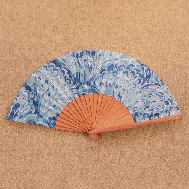 Custom Designed DIY Eco-Friendly 9 Inch 23cm Wooden Folding Hand Fan with Wall Sign and Box