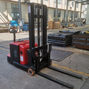 Montacargas Eléctrico Contrabalanceado KAD de 3300 lb, Elevación de 177 Pulgadas - Product Image 5