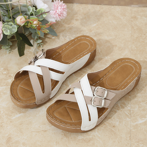 Sandalias multicolores con punta abierta Plataforma <span class=keywords><strong>plana</strong></span> abierta Color sólido Ligero antideslizante para verano Uso al aire libre Cierre deslizante - Product Image 1