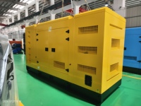 Générateur insonorisé 330 kVA à moteur diesel 1706A Silencieux 300 kVA 350 kVA 400 kVA 500 kVA avec Leroy-Somer, idéal pour les applications d'énergie industrielle
