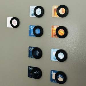 Autocollants de réfrigérateur en acrylique, autocollants de réfrigérateur en vinyle en forme d'étoiles de disques CD, personnalisables - Product Image 1