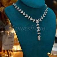 Diamant Blanc Naturel Or 18K Couleur Blanche Conception Délicate Nouvelle Forme de Branche Grand Collier