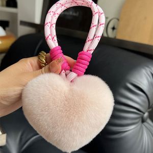 Porte-clés en peluche 10 cm, en fourrure de lapin, avec cordon de main, pompon moelleux, motif cœur d'amour mignon, pendentif pour sac à dos - Product Image 5