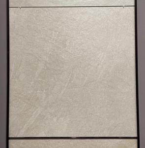 Azulejos de Porcelana Mate Antibacterianos, Antideslizantes y Resistentes al Desgaste, de 600*600 mm, <span class=keywords><strong>Color</strong></span> Beige Grisáceo, para Sala de Estar de Villa, Estilo Rústico - Product Image 1
