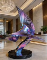 Grande sculpture métallique personnalisée, statue métallique abstraite à finition miroir de qualité supérieure pour la décoration commerciale des halls d'hôtels, des centres commerciaux et des places publiques