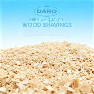 DongnaiPETS - Escamas de Madera de Pino 100% Naturales y Ecológicas, Libres de Polvo, con Control de Olores Extra, Altamente Absorbentes para Animales Pequeños, 1 kg - Product Image 1