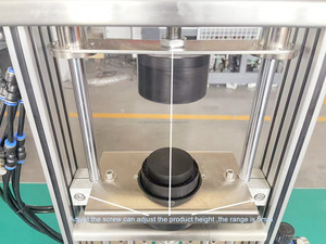 Petite presse pneumatique CNC de bureau à faible coût pour la fabrication de bombes de bain, machine multifonctionnelle avec moteur et pompe, fabriquée en Chine - Product Image 5