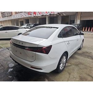 Auto Usado Guazi 2023 Roewe I5, Recién Llegado, Motor de Gasolina, Transmisión Manual, Sedán de 5 Plazas, Volante a la Izquierda, Sedán Familiar Económico - Product Image 5