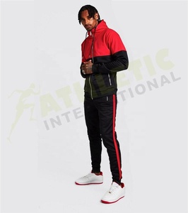 Juego de ropa deportiva para niños. - Product Image 3