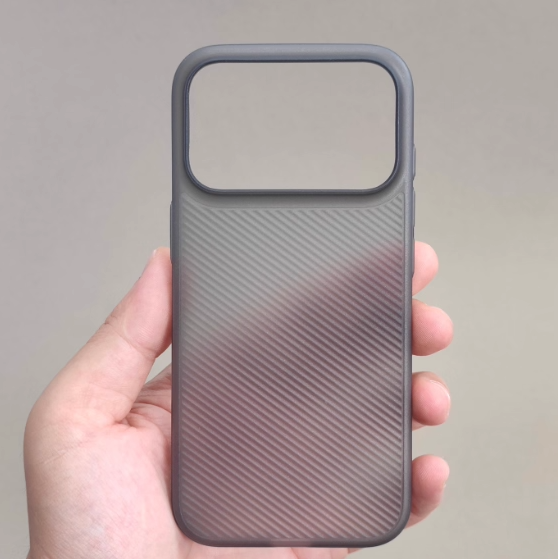 Ultra Slim Fit PP Carbon Fiber Phone Case for iPhone 17 Pro Max Slim Thin Matte Carbon Fiber Phone case for iPhone 17 16