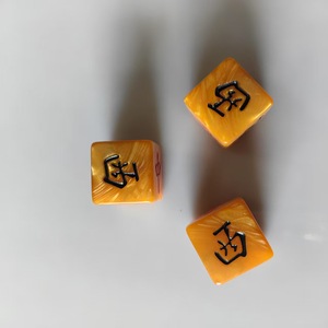 Dados de Mahjong Acrílicos Dorados de 26 mm, Marcadores de Dirección del Viento (Oriente, Sur, Oeste, Norte) para el Juego de Mahjong - Product Image 3