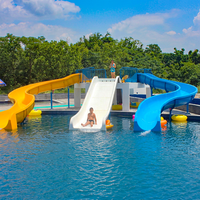 Toboggan aquatique durable en fibre de verre certifié CE EN1176, idéal pour le développement immobilier, intérieur et extérieur
