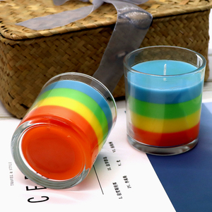 Love is Love Candle LGBTQ Gay Lesbian Pride Bougie arc-en-ciel amour arc-en-ciel Bougie parfumée à la sauge de luxe de longue durée - Product Image 5