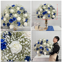 Boule de fleurs artificielles faites à la main en gypsophile et roses pour décorations de mariage, de remise de diplôme, de Noël et du Nouvel An chinois