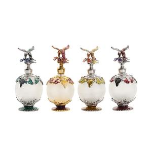Flacon de parfum vintage breveté en métal 25 ml, motif colibri, en verre, rechargeable pour huiles essentielles, format <span class=keywords><strong>poche</strong></span>, décoration intérieure Atta RBottles 57249 - Product Image 6