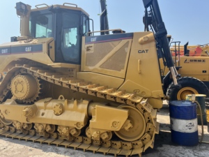 รถดันดินตีนตะขาบ Caterpillar D8T มือสองแท้ ลดราคาพิเศษ พร้อมริปเปอร์หลัง รุ่น CAT D8T สำหรับงานหนัก ใช้งานน้อย - Product Image 4
