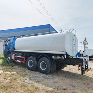 Camión Cisterna de Agua FAW 6x4 Nuevo, Camión Cisterna con Aspersor, Camión de Riego - Product Image 2