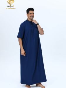 Tenue de prière pour hommes musulmans (Burqa pour hommes) - Style ethnique minimaliste et tendance 100% polyester anti-plis et séchage rapide Nouveau design 2025 - Product Image 4