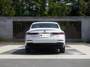 Nouvelle berline électrique Roewe D7 longue autonomie 610 km CLTC, batterie CATL 68,5 kWh, charge rapide en 28 minutes pour les trajets quotidiens et les déplacements interurbains - Product Image 6