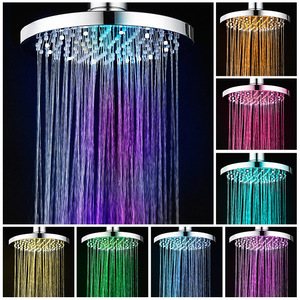 Pomme de <span class=keywords><strong>douche</strong></span> chromée à LED avec changement automatique de lumière 7 couleurs, haute pression, <span class=keywords><strong>économie</strong></span> d'<span class=keywords><strong>eau</strong></span>, montage mural, garantie 1 an - Product Image 2