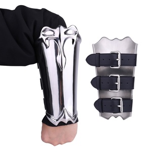Brazalete SerpentFang para Adultos, Protector de Brazo de Acero Inoxidable, Estilo Armadura Metálica Retro con 3 Cinturones Ajustables, para Hombre y Mujer, Juego de Esclavos - Product Image 1