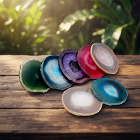 Vente en gros de grandes tranches d'agate géode verte en pierre naturelle, sculptées et gravées, pour décoration nautique et sous-verres, en vrac