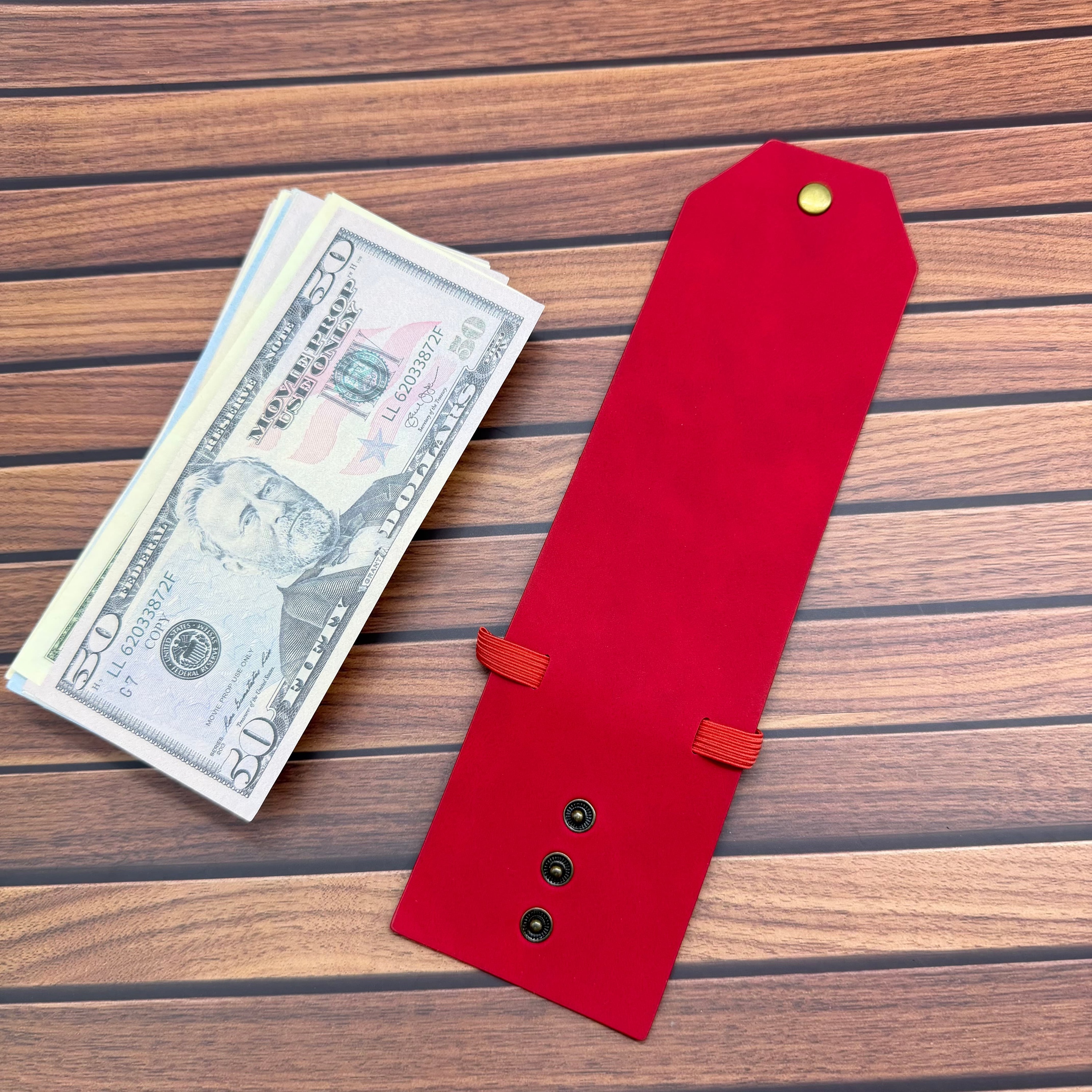 Red magnetic