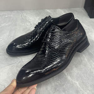 รองเท้าหนังแท้ผู้ชายขายดีทันสมัย พื้นนุ่ม สไตล์ลำลอง รองเท้าทางการ - Product Image 1