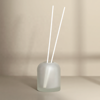 Bouteilles diffuseurs de parfum en verre givré blanc personnalisées en usine, de 50 ml à 300 ml, carrées, durables, écologiques, couleurs et logos personnalisés disponibles