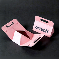 Caja de Regalo Plegable Triangular con MOQ Bajo, Caja de Papel Magnética Impresa Personalizada con Asa para Ropa de Boutique y Cuidado de la Piel