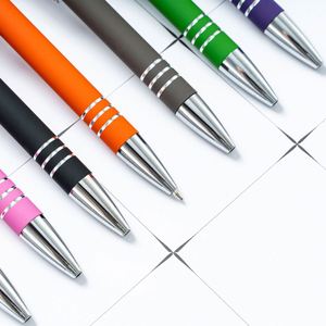 Bolígrafo 2 en 1 Personalizado con Punta Táctil Retráctil y Tinta Negra, Bolígrafo Metálico para Pantallas Táctiles, Punta de 1.0 mm - Product Image 3