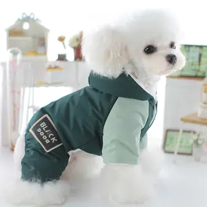 Qbellpet caldo di vendita tuta di colore a contrasto caldo per cani impermeabile cane impermeabile cappotto con lettera stampata giacca per cani