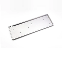 Boîtiers et plaques personnalisés DEYUCNC en acier inoxydable et aluminium usinés par CNC pour les passionnés de claviers mécaniques