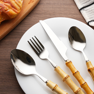 Độc đáo 304 thép không gỉ Flatware Bộ cho đám cưới đầy đủ bộ đồ ăn phục vụ tùy chỉnh thiết lập dao kéo với tre xử lý - Product Image 5