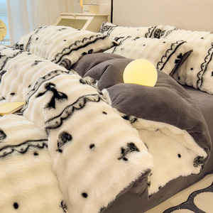 Parure de lit 4 pièces en velours de lait double face épaissi pour l'hiver, style coréen 400TC, avec <span class=keywords><strong>housse</strong></span> de couette et drap-<span class=keywords><strong>housse</strong></span> en polaire corail patchwork - Product Image 6